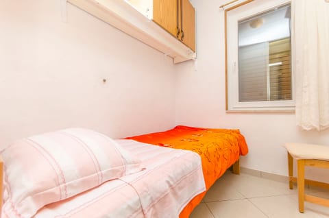 Apartments Dragica - Unit 370779-13