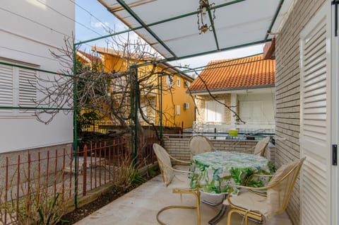 Apartments Dragica - Unit 370779-13