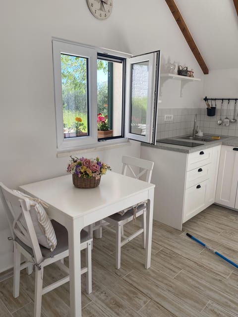 House Little Flower 2 - Unit 370813-13