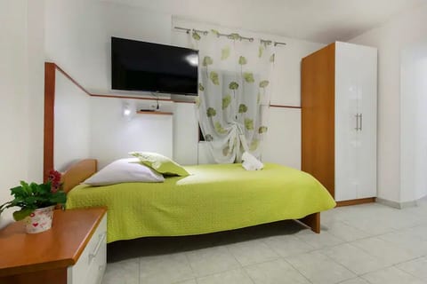 Apartments and Rooms Villa Marija - Unit 370844-13