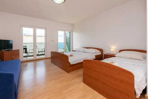 Apartments Villa Milas with pool - Unit 370863-13