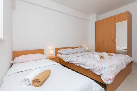 Apartments Villa Milas with pool - Unit 370867-13