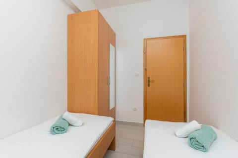 Apartments Villa Milas with pool - Unit 370867-13