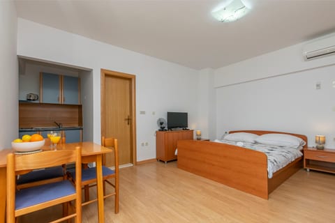 Apartments Villa Milas with pool - Unit 370865-13