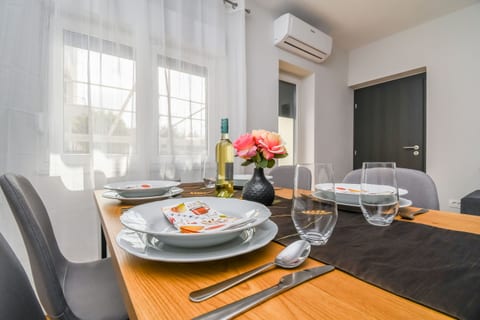 Apartments Neli - Unit 370910-13