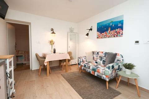 Apartments Nad Voltun - Unit 370915-13