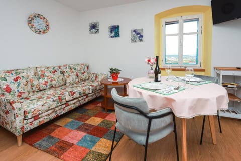 Apartments Nad Voltun - Unit 370917-13