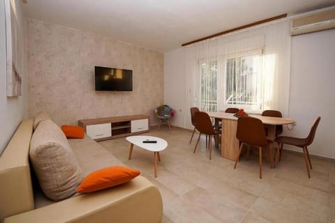 Apartment Branka - Unit 370927-13