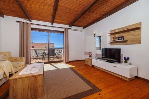 Apartment Dani - Unit 370951-13