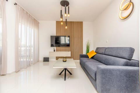 Apartments Luxury Villa V2 with rooftop - Unit 370977-13