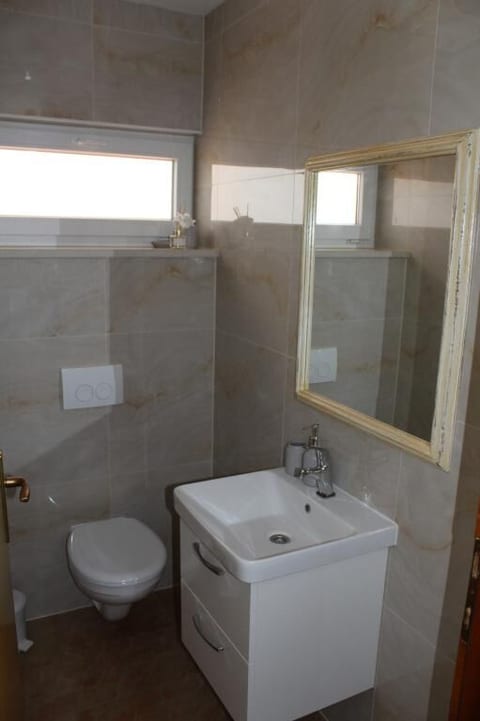 Apartments Neda - Unit 370975-13