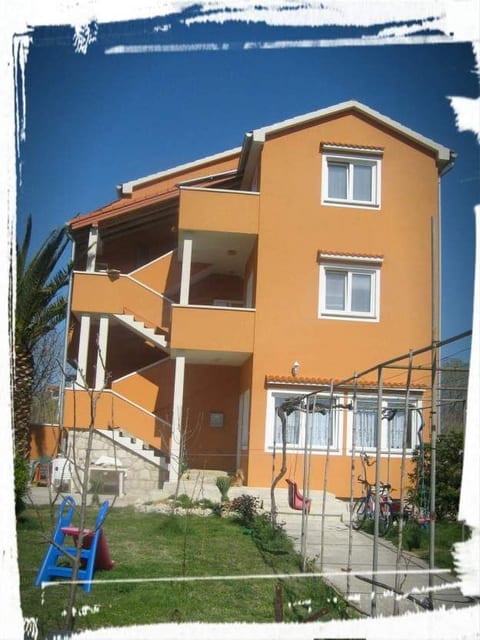 Apartment Meri - Unit 370984-13