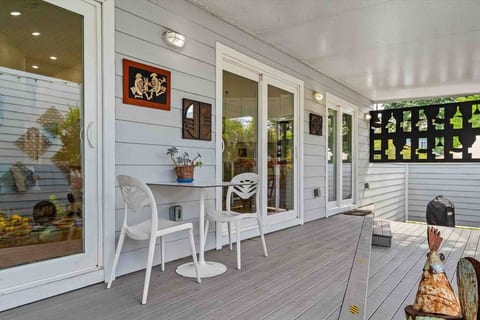 Patio with Grill