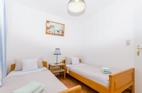 Apartments Mrvelj - Unit 371044-13
