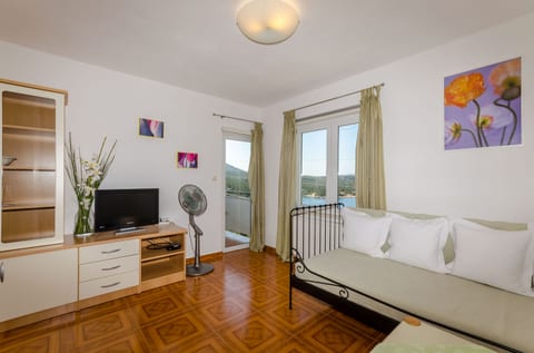 Apartments Mrvelj - Unit 371046-13