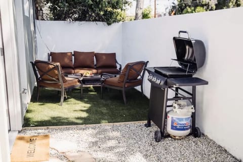 Remodeled 2BR Home w/ Patio NoHo Arts District p14