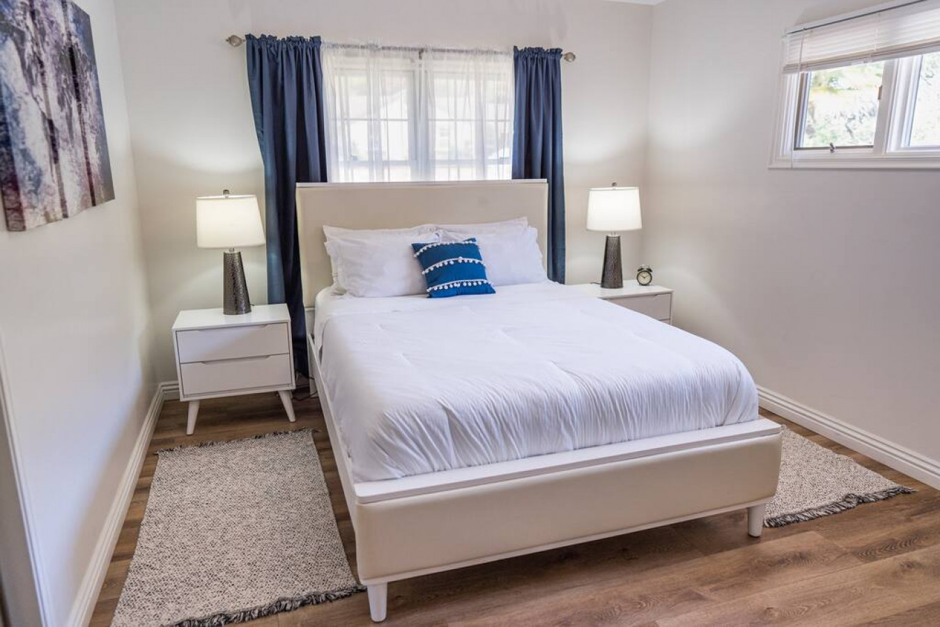 POOL!: 4BR BURBANK HOUSE w/ *SWIMMING POOL* and LARGE FENCED PATIO/YARD (p12) - Burbank