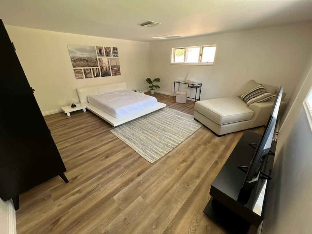 POOL!: 4BR BURBANK HOUSE w/ *SWIMMING POOL* and LARGE FENCED PATIO/YARD (p12) - Burbank