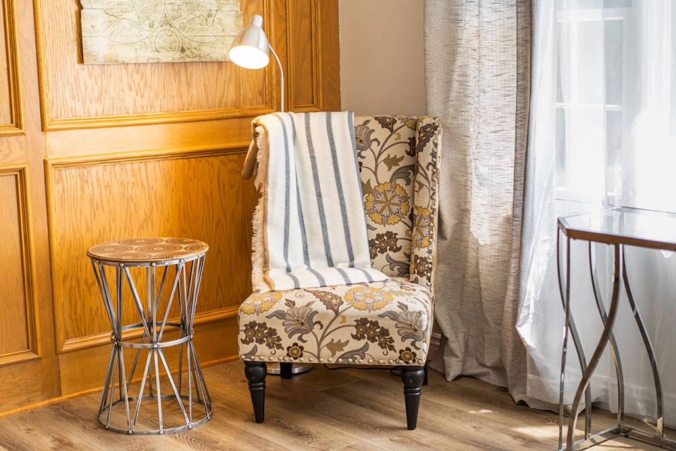 POOL!: 4BR BURBANK HOUSE w/ *SWIMMING POOL* and LARGE FENCED PATIO/YARD (p12) - Burbank