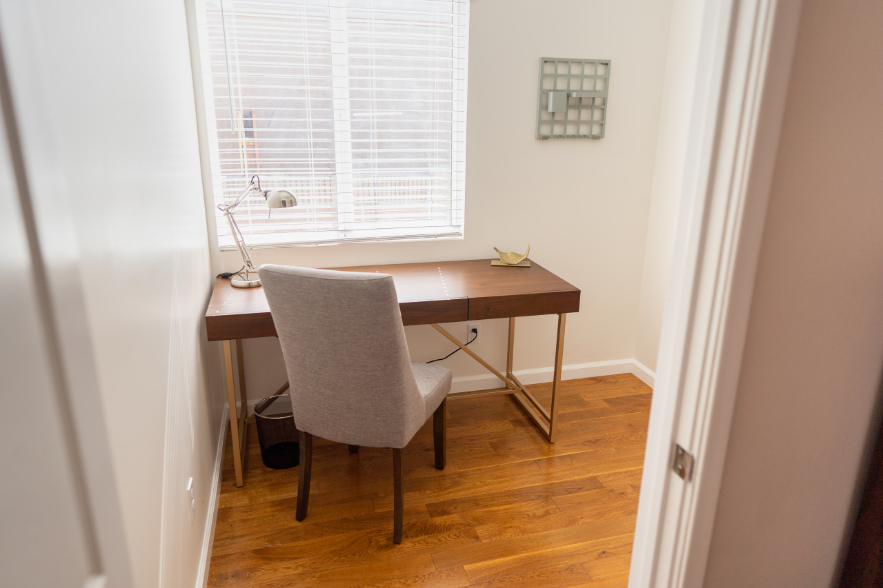 disneyland!-renovated-3br-fullerton-house-w-garage-and-fenced-yard-p56/