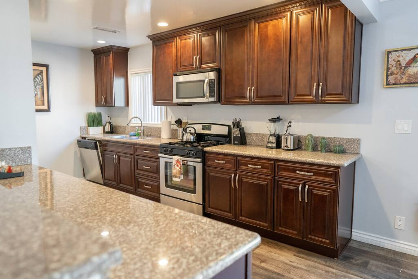 3D Virtual Tour: https://my.matterport.com/show/?m=CTaHLfjvHf4