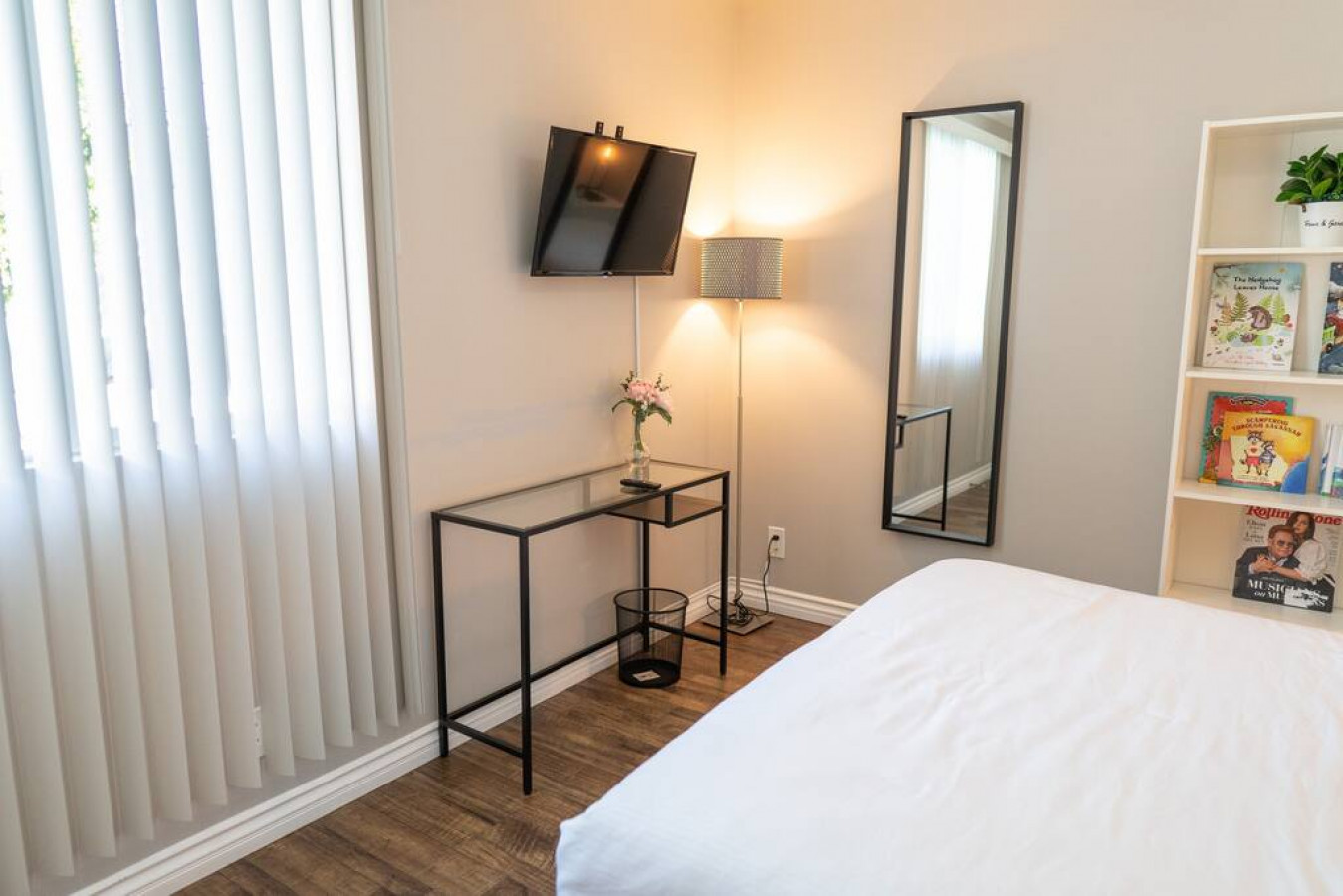 3D Virtual Tour: https://my.matterport.com/show/?m=CTaHLfjvHf4