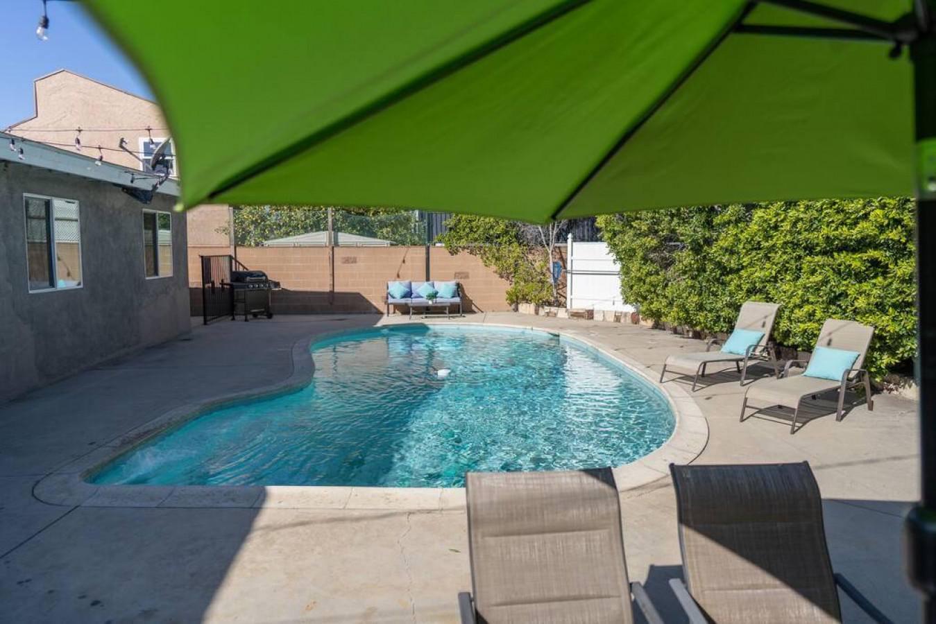 3D Virtual Tour: https://my.matterport.com/show/?m=CTaHLfjvHf4