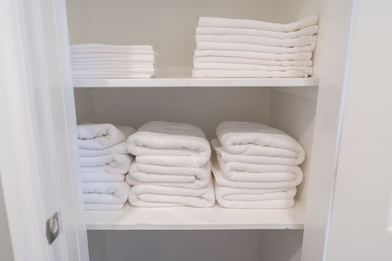 3D Virtual Tour: https://my.matterport.com/show/?m=CTaHLfjvHf4