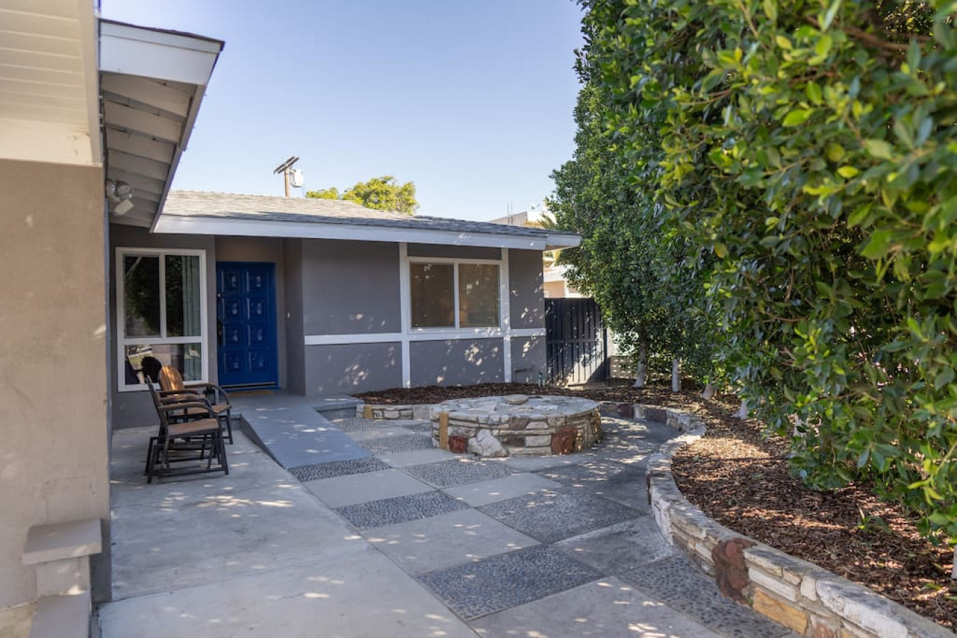 3D Virtual Tour: https://my.matterport.com/show/?m=CTaHLfjvHf4