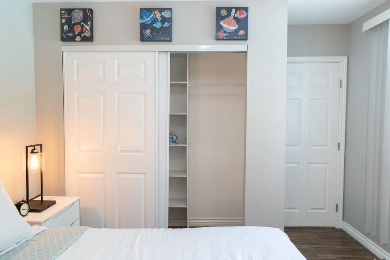 3D Virtual Tour: https://my.matterport.com/show/?m=CTaHLfjvHf4