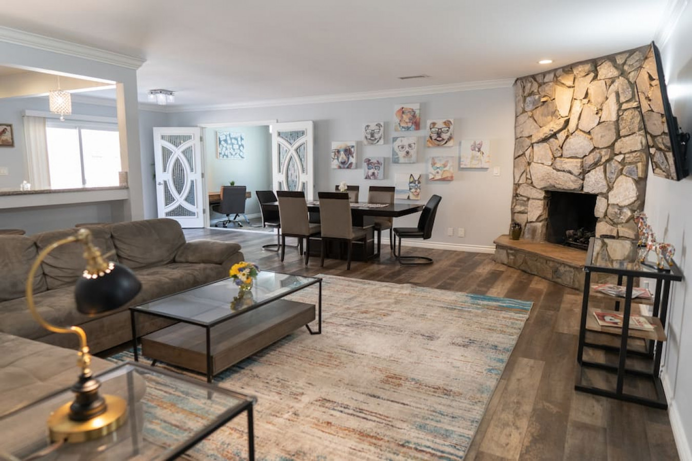 3D Virtual Tour: https://my.matterport.com/show/?m=CTaHLfjvHf4