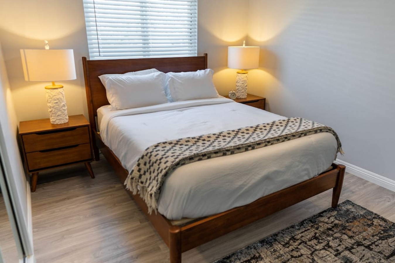 disneyland!-5br-fullerton-house-fully-remodeled-2023-w-garage-and-fenced-yard-p61/