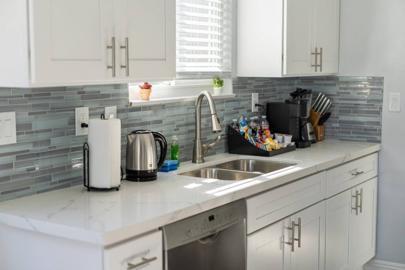 disneyland!-5br-fullerton-house-fully-remodeled-2023-w-garage-and-fenced-yard-p61/