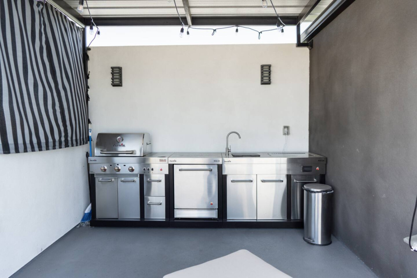 modern-2br-house:-rooftop-deck-outdoor-kitchen-p27/