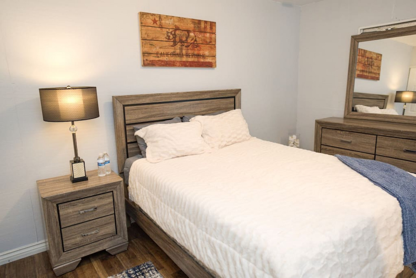 3D Virtual Tour: https://my.matterport.com/show/?m=dJS4KbfjYqm