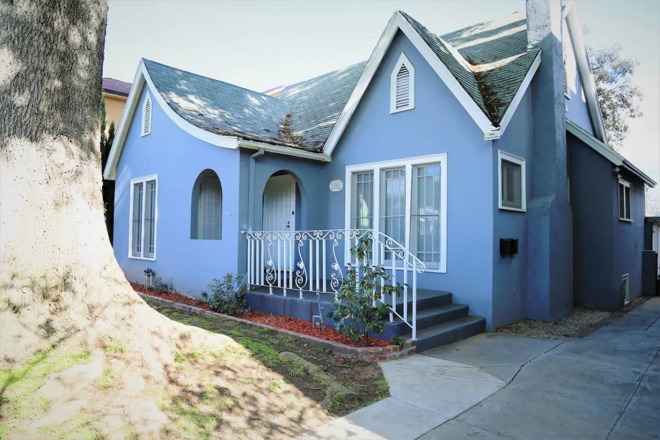 VIRTUAL TOUR: https://my.matterport.com/show/?m=b2MYg9RSGsw