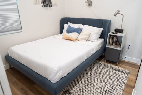 MODERN 1BR APT with PRIVATE FENCED PATIO in NoHo (p62)