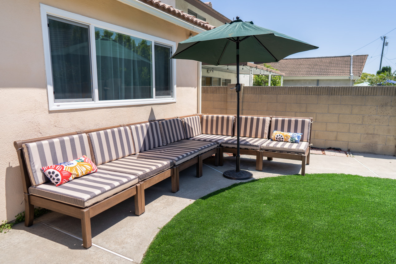 SPACIOUS 4-BEDROOM HOME WITH LARGE YARD AND GARAGE NEAR KNOTT'S BERRY FARM (p67) - Cypress