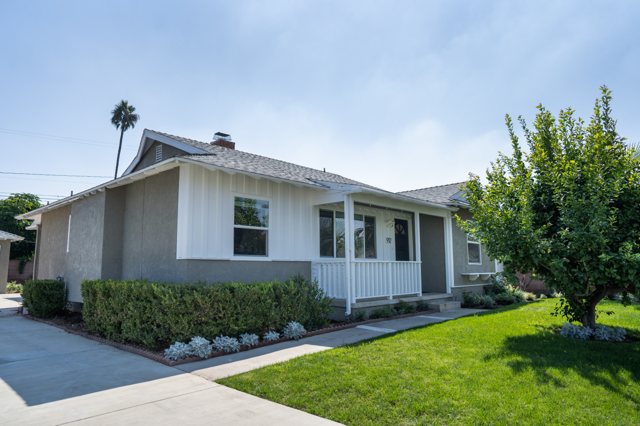 remodeled-3-bedroom-home-near-disneyland-with-garage-private-fenced-yard-2-living-rooms-foosball-table-and-ev-charger-(p74)/