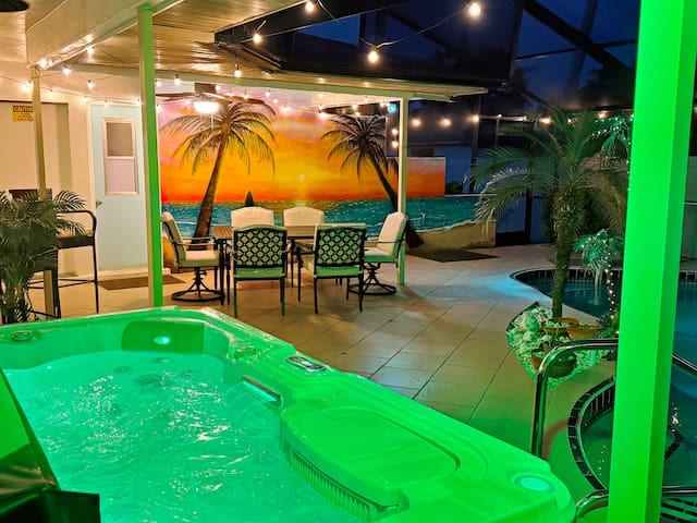 Coastal Palm Hideaway - Bradenton