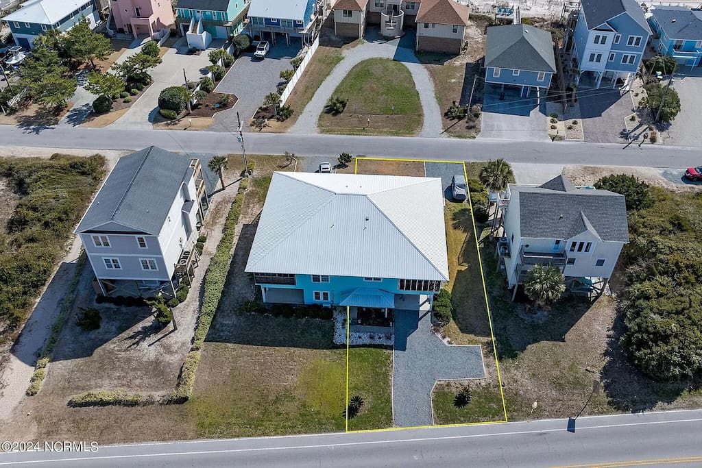 Ocean Views! Updated! Short walk to the beach!
