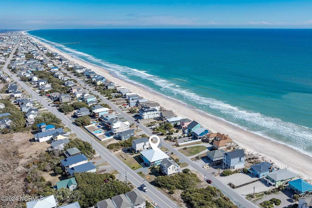 Ocean Views! Updated! Short walk to the beach!
