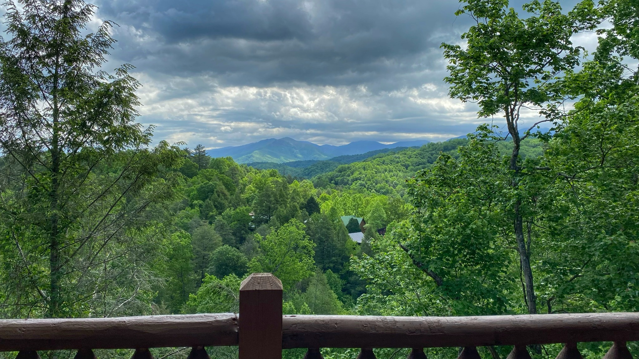 The views of the Smokies from the two rear decks are truly incredible.