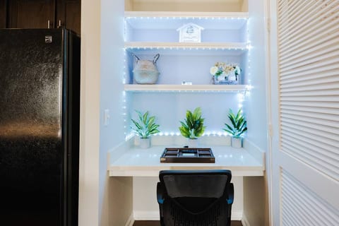 Work Station