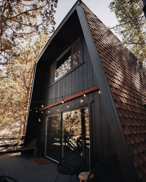 Hot Tub • Fenced Yard • Stargaze • WrapAround Deck