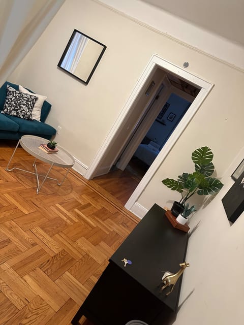SUNNYside one bedroom Apartment