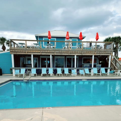 Beachside Pool with Restaurant and bar