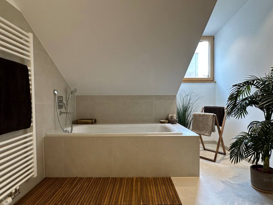 best-rated-location-or-ac-or-garage-or-terrace/