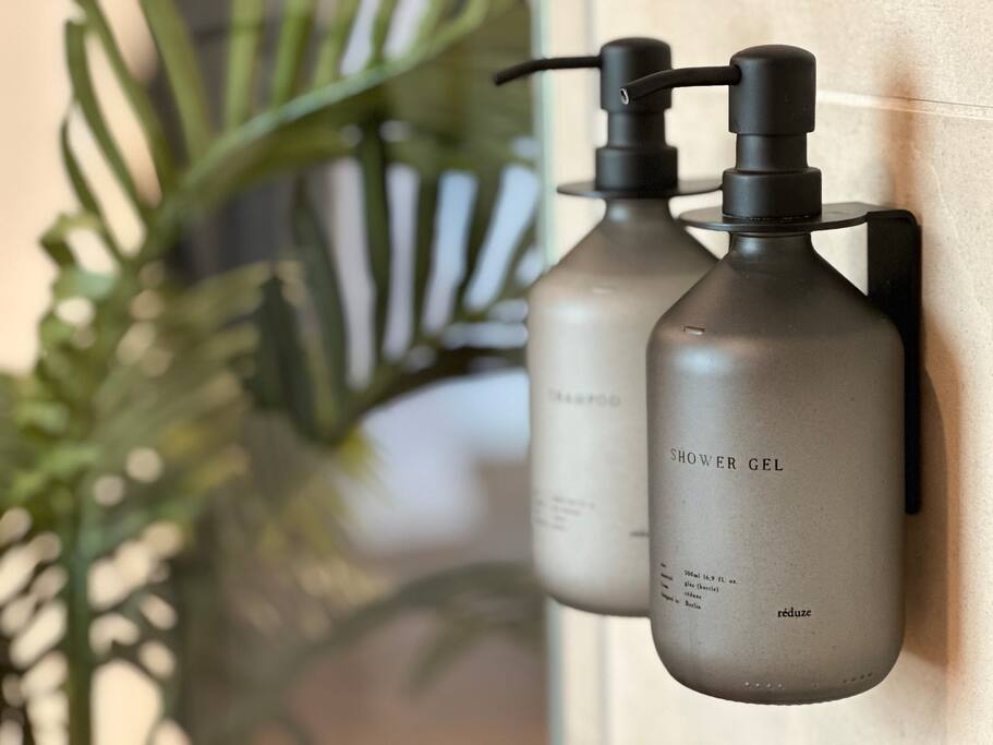 3br-*-family-reunions-*-spacious-*-walk-downtown/