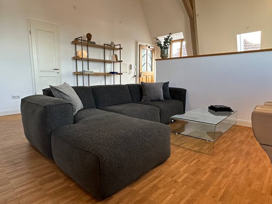 3br-*-family-reunions-*-spacious-*-walk-downtown/